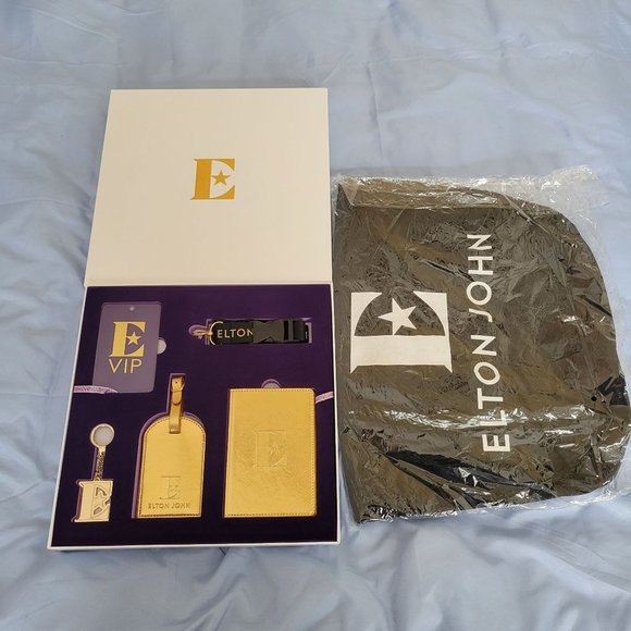 New Elton John Farewell Yellow Brick Road VIP Tour Collectible Memorabilia Set - Picture 1 of 4